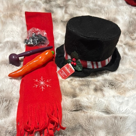 Other - Festive Snowman Accessories Set